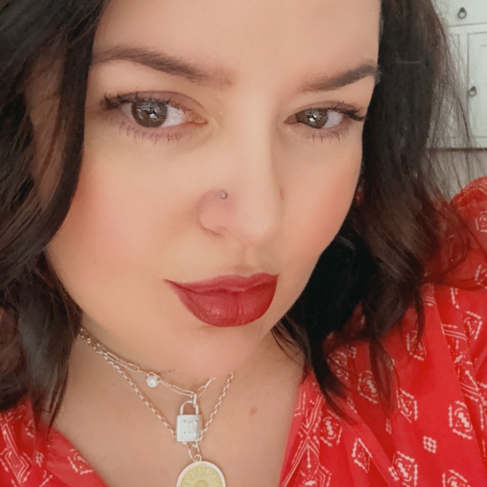 Meet your Posher, Christine
